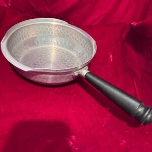 Everlast Mid-Century Modern Vintage Forged Aluminum Hammered Sauce Pan with Lid